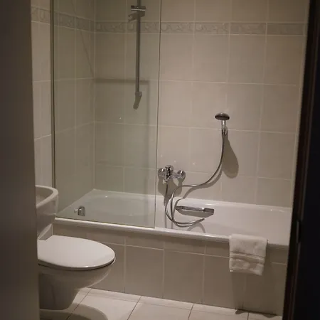 Hotel Corner House By Wp 3*