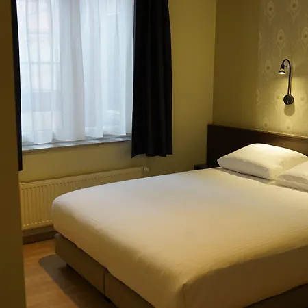 Corner House By Wp Hotel 3*