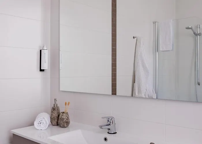 Hotel Corner House By Wp 3*