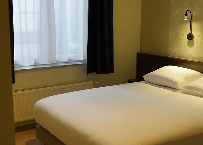 Corner House By Wp Hotel 3*